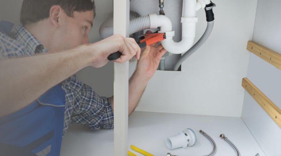 Local expert plumbing services in Mass City, MI